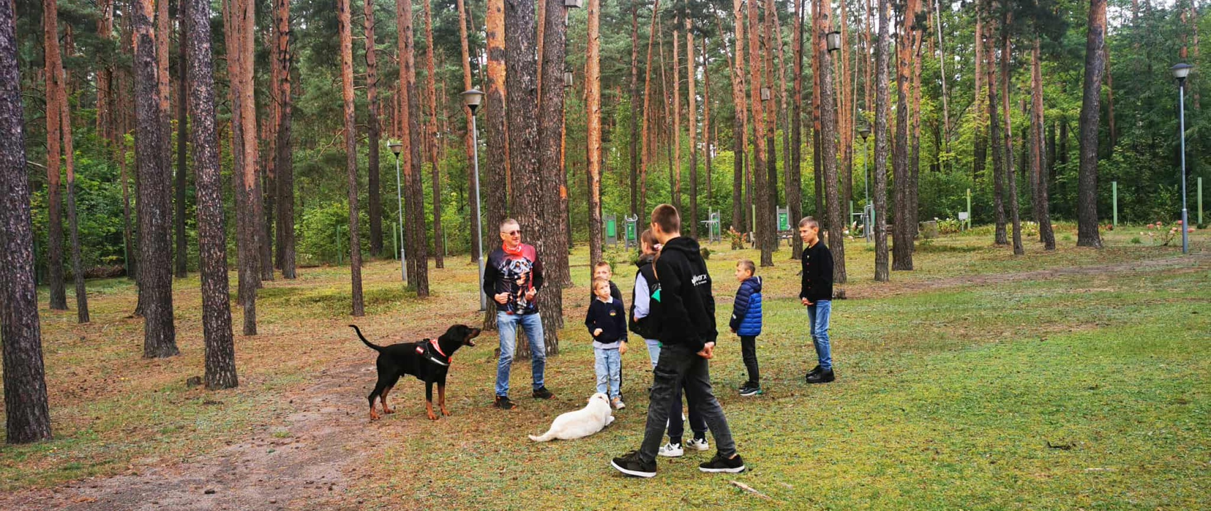 Vaikai džiaugėsi antruoju susitikimu su šunimis