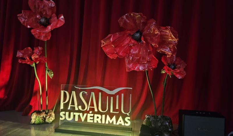 Varėnos socialinių paslaugų centro socialinių dirbtuvių dalyviai - virtualioje realybės patirtyje „Pasaulių sutvėrimas“